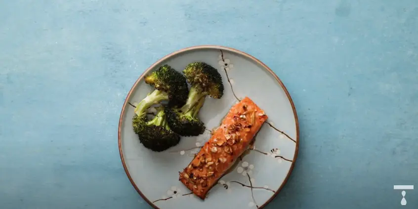 Quick and Healthy Salmon Sheet Pan Dinner