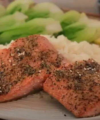 Baked Lemon-Pepper Salmon