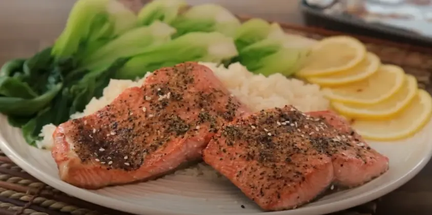 Baked Lemon-Pepper Salmon