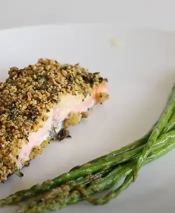 Baked Pistachio-Crusted Salmon