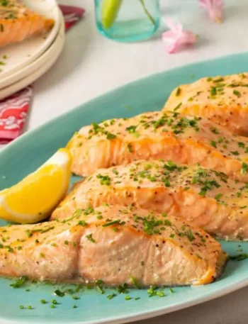 Quick Cheesy Baked Salmon